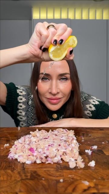 Если классическая селёдка под шубой уже надоела, то пробуйте её премиальную версию смотреть онлайн