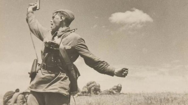 Soviet March/Radio Tapok