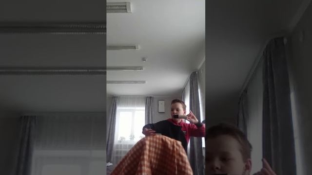 трек лайв смотреть онлайн