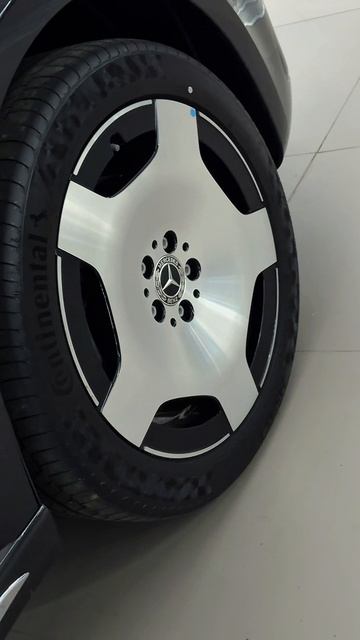 В продаже Mercedes V-class Extra Long / Подробнее в нашем Телеграм-канале смотреть онлайн