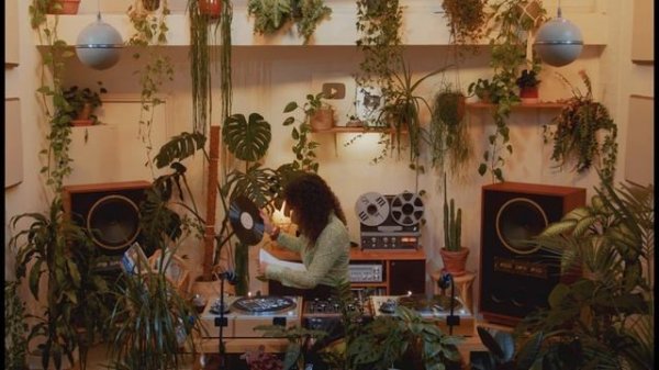 A Deep Journey into Spiritual Jazz, Dub & Cosmic Sounds with Cosmo Sofi