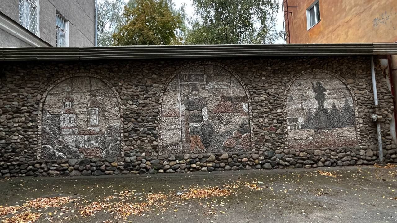 Автопутешествие 2025. Великие Луки. Где переночевать?  Бестолковый рум-тур #1.