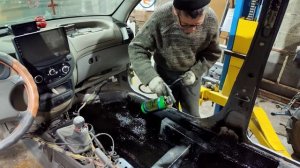 Кузовной ремонт Калины. часть 9 ( обработка пола).