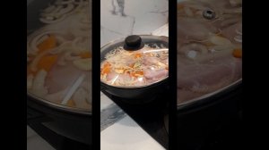 25.01 ФОРЕЛЬ ЗАПЕЧЁННАЯ, КРОЛИК И КАПУСТА ТУШЁНАЯ