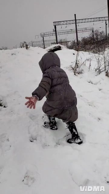 счастливое детство ☺️. Вот кому зима в радость