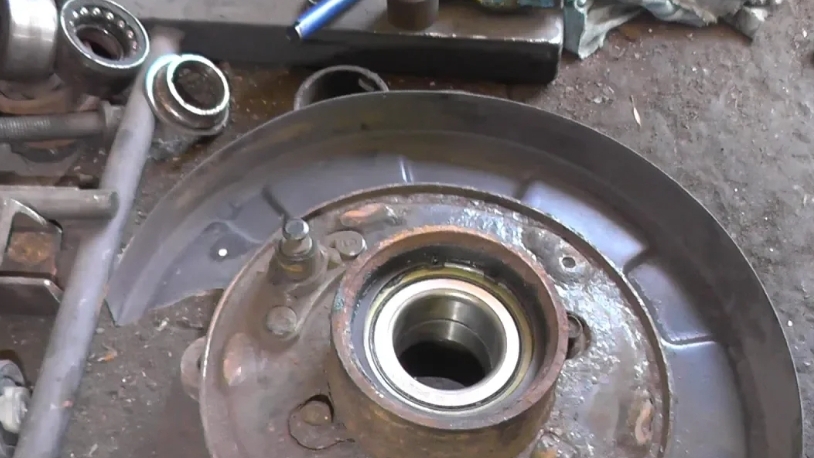 Замена подшипника задней ступицы Hyundai Tucson смотреть онлайн