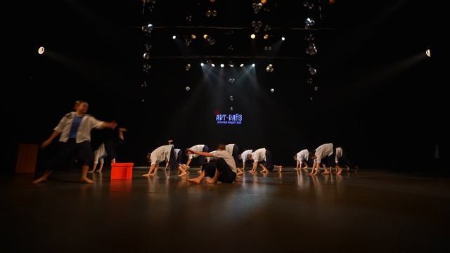 ХК "СказПро..." - "Секрет" 12-14 лет (рук. Ковальчук Руслан) смотреть онлайн