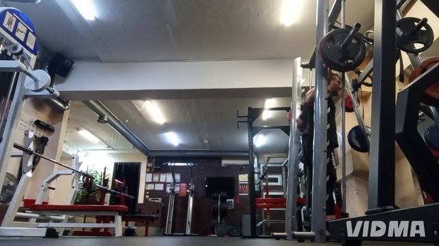 ТРЕНЕРОВКА НОГ