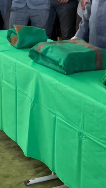 Жители села Кизляр (Северная Осетия) приветствуют Волос Пророка (Мир Ему). Шейх Шамиль аш-Шафи'ий. смотреть онлайн