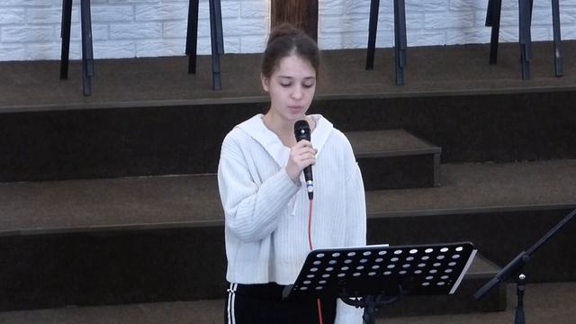 Не нашлось им в гостинице места,  стих на Рождество  25.01.2026