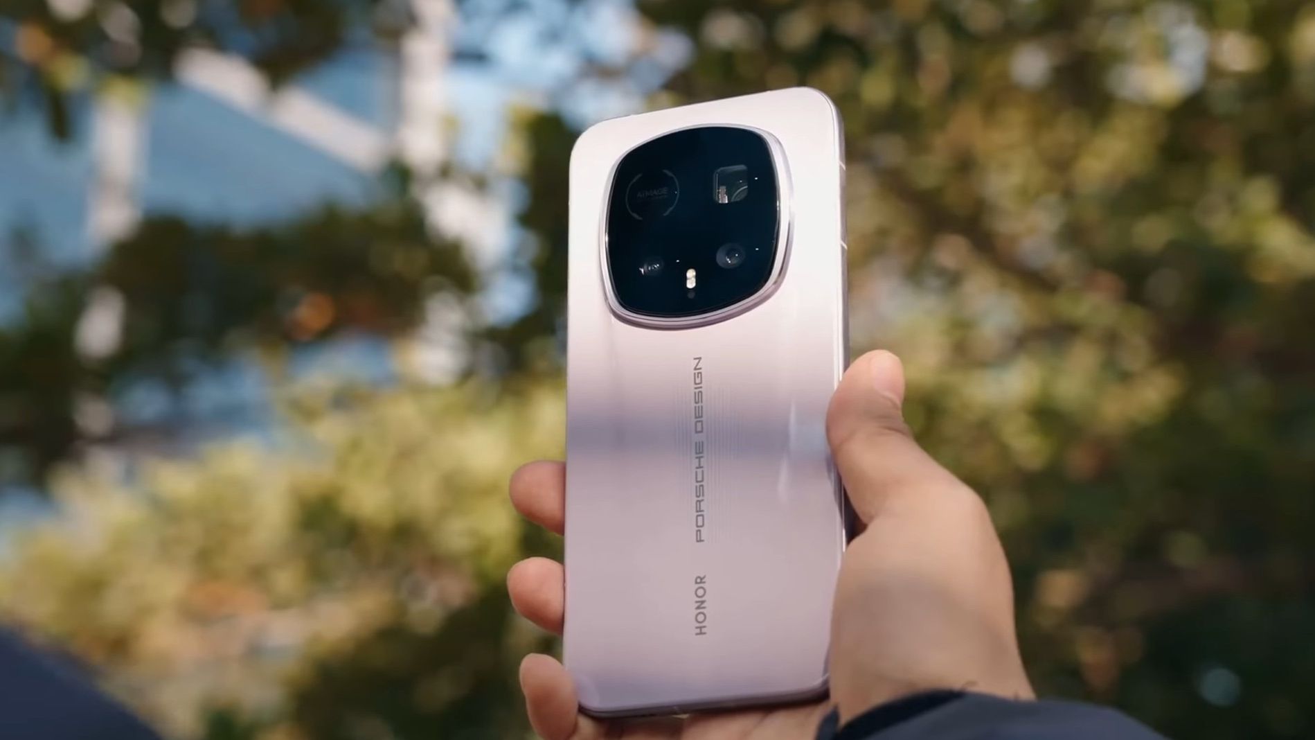 Honor Magic 8 RSR Porsche Design - Премиальный Роскошный красавец из поднебесной 🏎️✨ смотреть онлайн