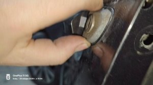 Как снять наружную ручку водительской двери Volkswagen passat B6.