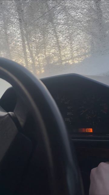 заведется ли старый Мерседес в мороз смотреть онлайн