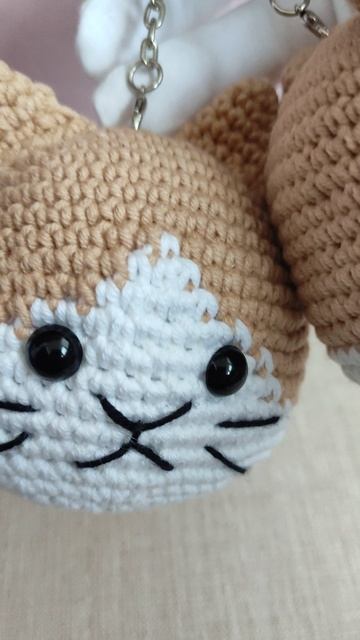 КОТИК- БРЕЛОК