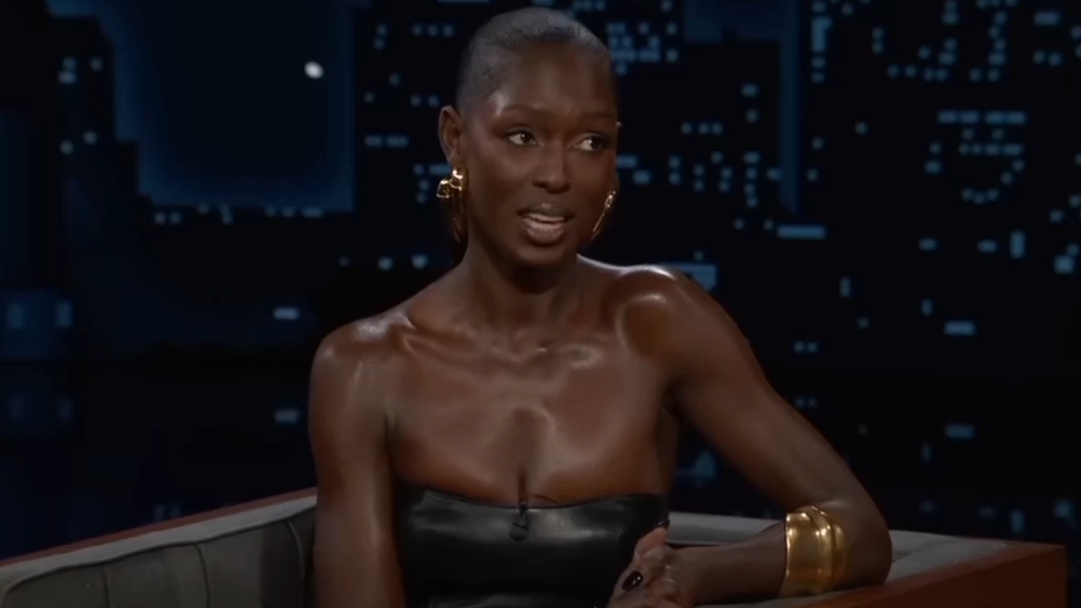 Джоди Тернер-Смит о том, как она привела свою дочь на премьеру фильма «Трон: Арес» и о её невероятно смотреть онлайн