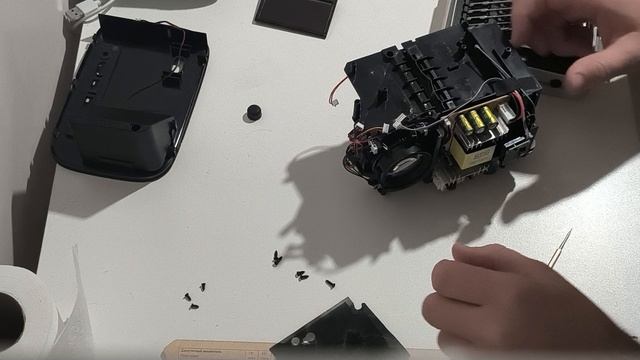 разборка и чистка от пыли китайского проектора A10 часть2