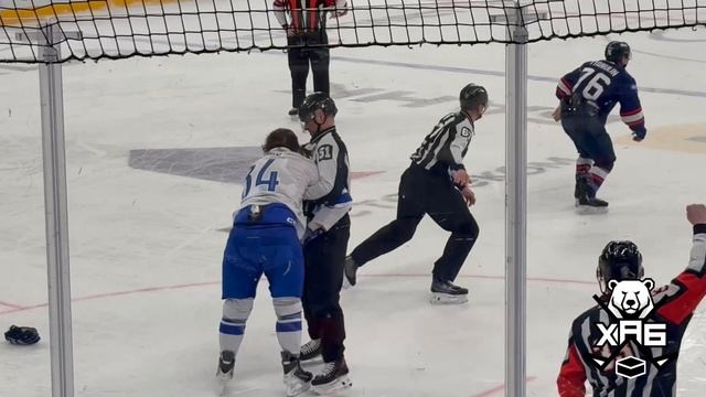 Драка Тянулина с Ильенко на матче Лада-Динамо 23.01.26.mp4