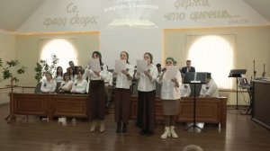 "В МАЛЕНЬКОМ ГОРОДЕ" / РОЖДЕСТВЕНСКАЯ ПЕСНЯ