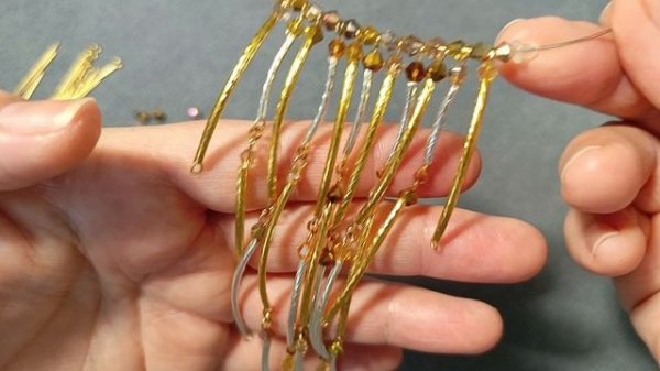 Стильные украшения из трубочек и биконусов. Это просто! #каксделать #колье