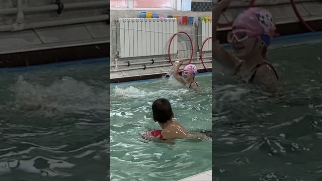 Новый год в бассейне