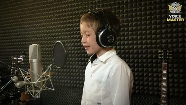 Роман Рулев – «Песня о дружбе» _ В.Кривонос _ OST «Макар Следопыт» - На ладонь л смотреть онлайн