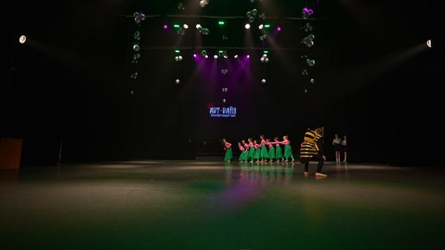 ХК "СказПро..." - "Лепестки и крылья" 6-8 лет (рук. Ковальчук Руслан) смотреть онлайн