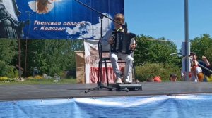 "Мамин вальс"
Ю ,Чичков.