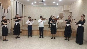 Ансамбль скрипачей "Штрих".mp4