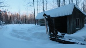 ПРОВАЛИЛСЯ ПОД ЛЕД. ДАВИТ МОРОЗ. ИЗБА СОГРЕЛА!!!
