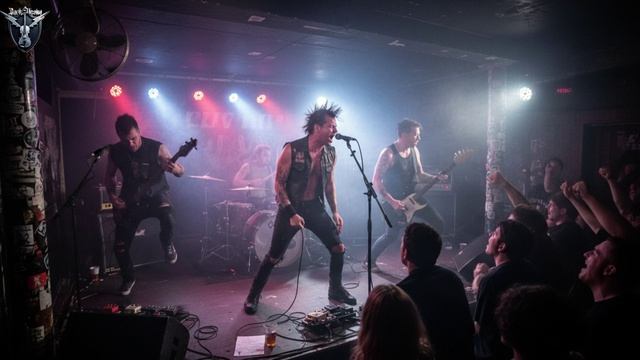 «Запоминающийся Японский Грувовый Хард Тяжелый_ Мама, я люблю девчонку (2 песни)» смотреть онлайн