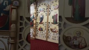 Божественная служба в храме Святой Троицы