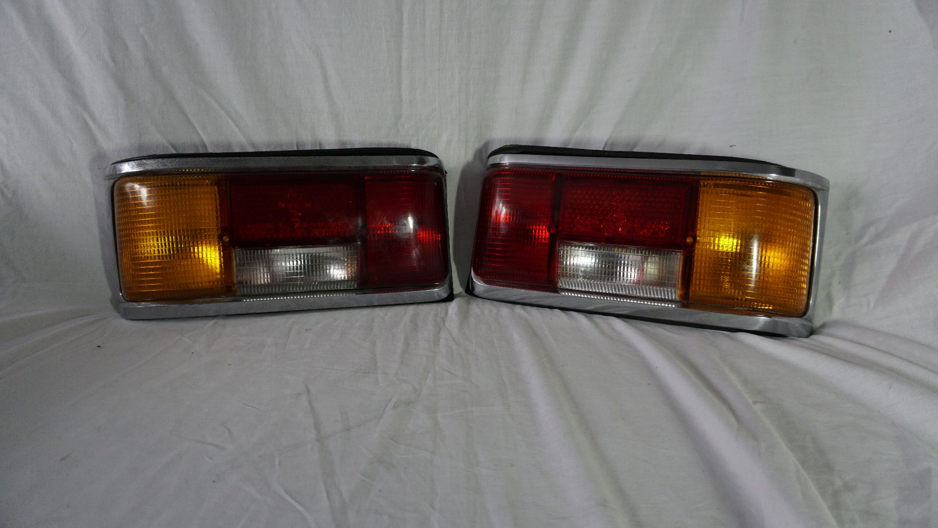 Задние фонари на Мерседес 115 (25.01.26) смотреть онлайн