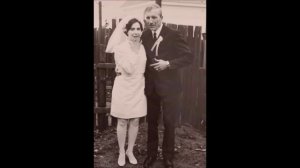 С днём рожденья тебя, мама милая моя