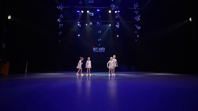 КАТ "Кавардак" - "Снежинки" 5-7 лет (рук. Парфенова Ксения) смотреть онлайн