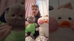 Разбираем гардероб милки и басика.1 часть