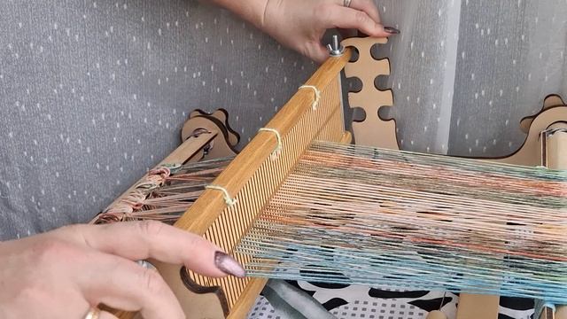 Натяжение основы. Почему при смене зева натяжение основы разное.