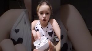 Наушники😑😑😑