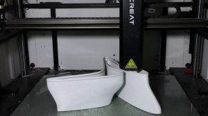 Изготовление дизайнерских стульев при помощи 3D-принтера Piocreat