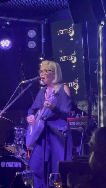 Выступление Алены Свиридовой в баре Petter