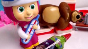 МАША Доктор игрушки из мультфильма "Маша и Медведь". Маша и Мишка играют в Доктора!