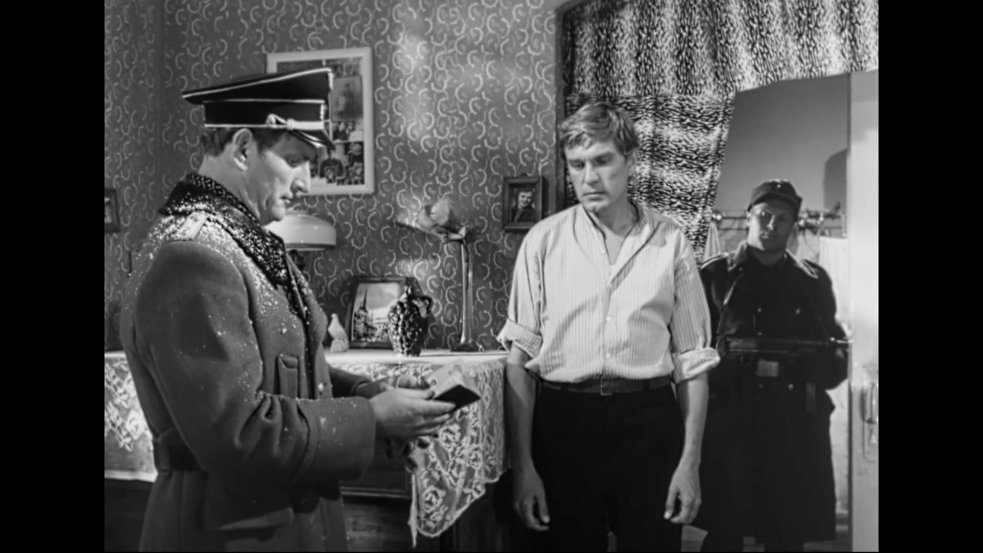 Руины стреляют... 3 серия