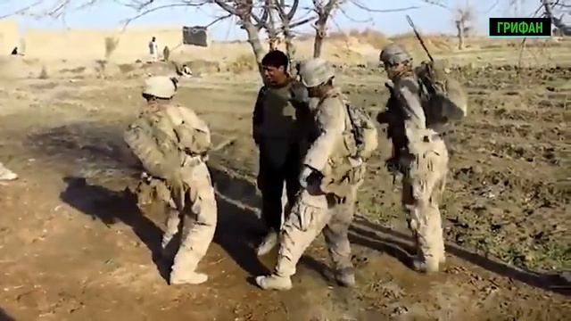 Взяли в плен парашютиста !