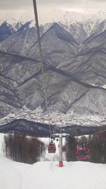 КРАСНАЯ ПОЛЯНА КРАСИВЕЙШИЙ ВИД НА ГОРЫ