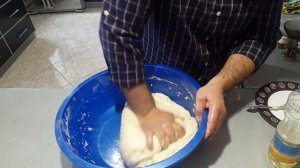 ВОТ ТАКОЙ ХЛЕБ ПЕКУТ В ДЕРЕВНЯХ КАВКАЗА 🍞