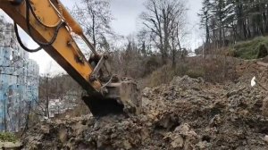 В Сочи после оползней и селя восстанавливают дороги в трех районах города