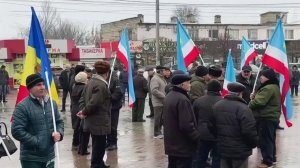 В Гагаузии сотни людей вышли на митинг в защиту автономии от политики молдавских властей.