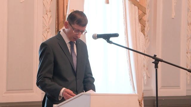 23 госслужащих получили почётный знак «За безупречную службу в Нижегородской области» смотреть онлайн