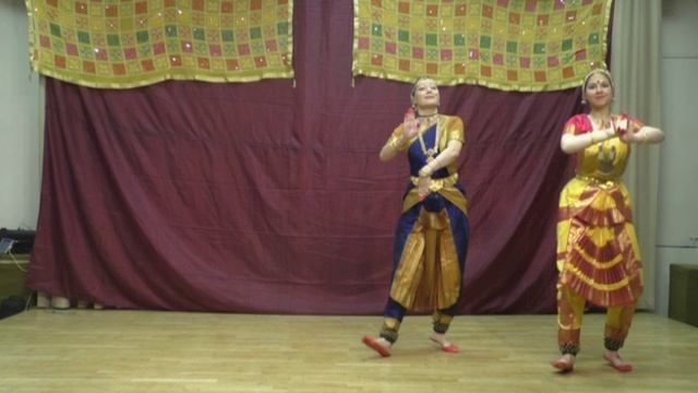 ПУШПАНДЖАЛИ | Стиль Бхаратанатьям | Группа РЭВТИ | Музей Востока | Москва смотреть онлайн