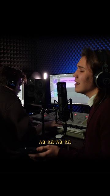 Ваня Дмитриенко – ШЁЛК | Акустическая версия MUSTAEV