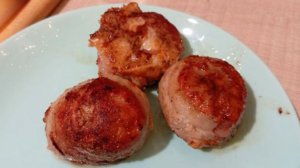 Мясные рулетики в беконе